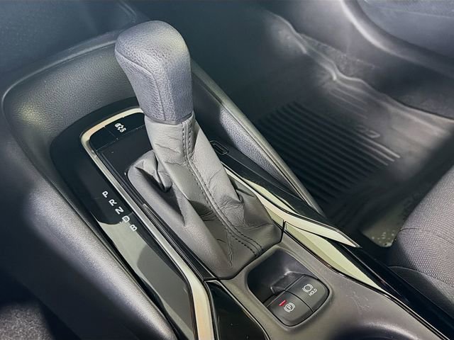 Used 2021 Toyota Corolla LE FWD image 18
