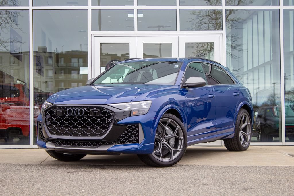 Used 2025 Audi RS Q8 performance AWD/4WD image 1