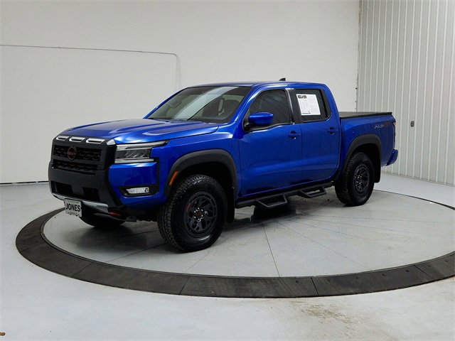 Used 2025 Nissan Frontier PRO-4X image 3