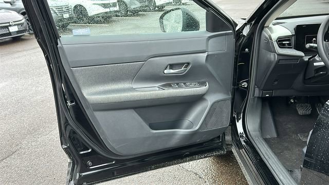 New 2026 Nissan Kicks SV w/ Cold Weather Package AWD/4WD image 8