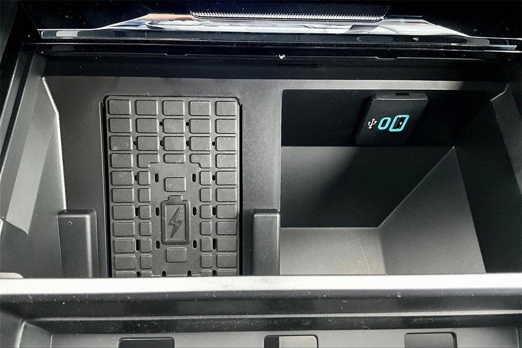 New 2026 Ford F250 Lariat w/ Chrome Package image 24