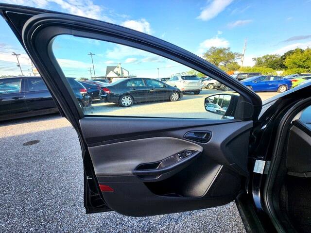 Used 2014 Ford Focus S image 10