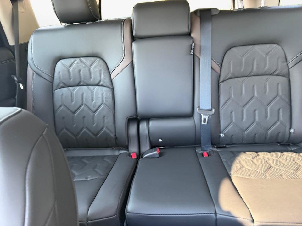 New 2026 Nissan Pathfinder Platinum w/ Cargo Package FWD image 15
