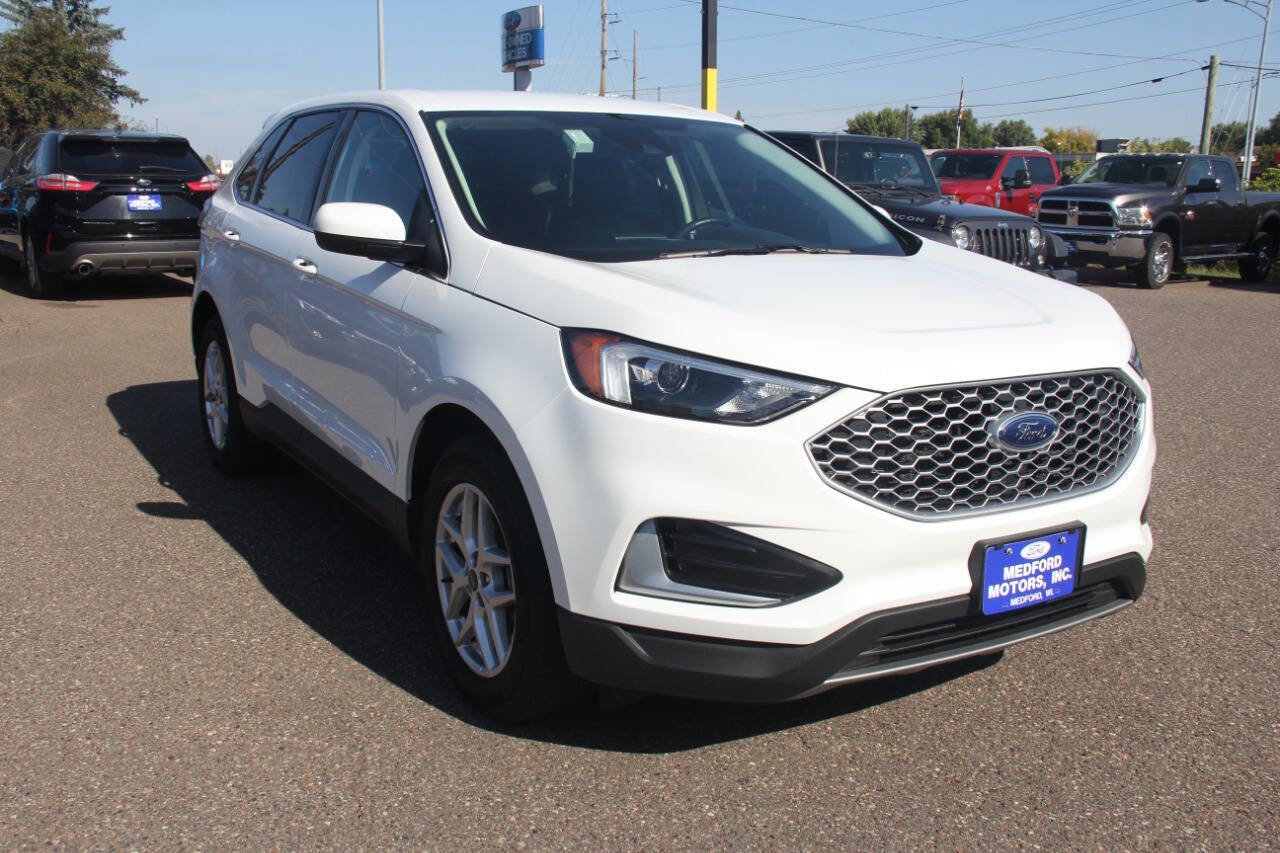 Used 2024 Ford Edge SEL image 7