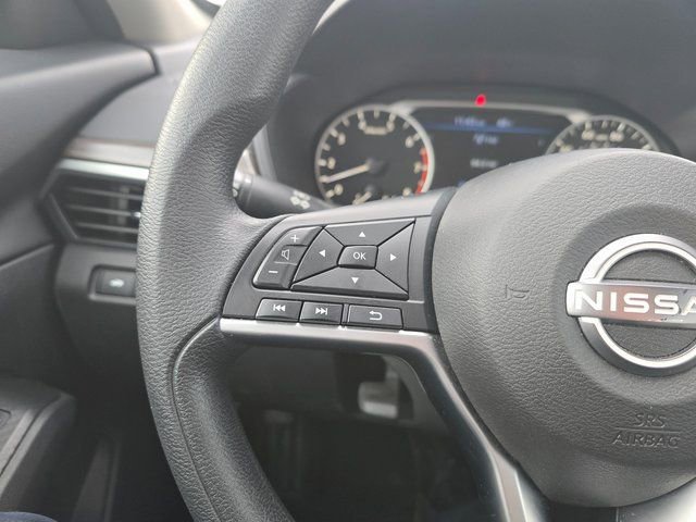 Used 2024 Nissan Altima 2.5 SV image 18