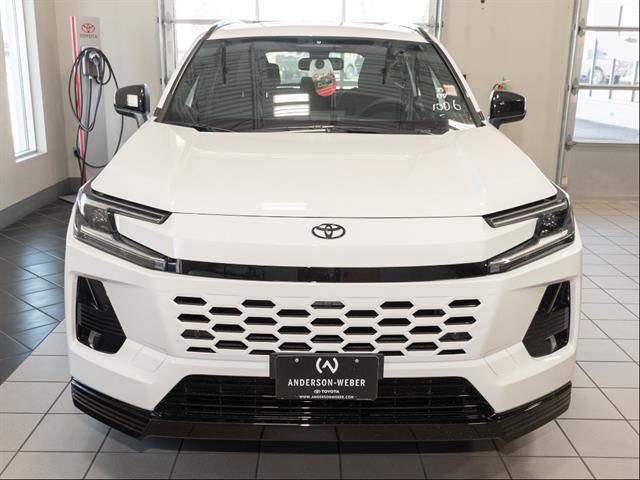 New 2026 Toyota RAV4 SE image 3