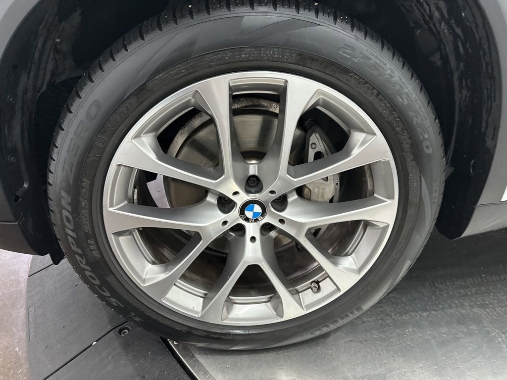Used 2024 BMW X5 xDrive40i w/ Parking Assistance Package AWD/4WD image 29
