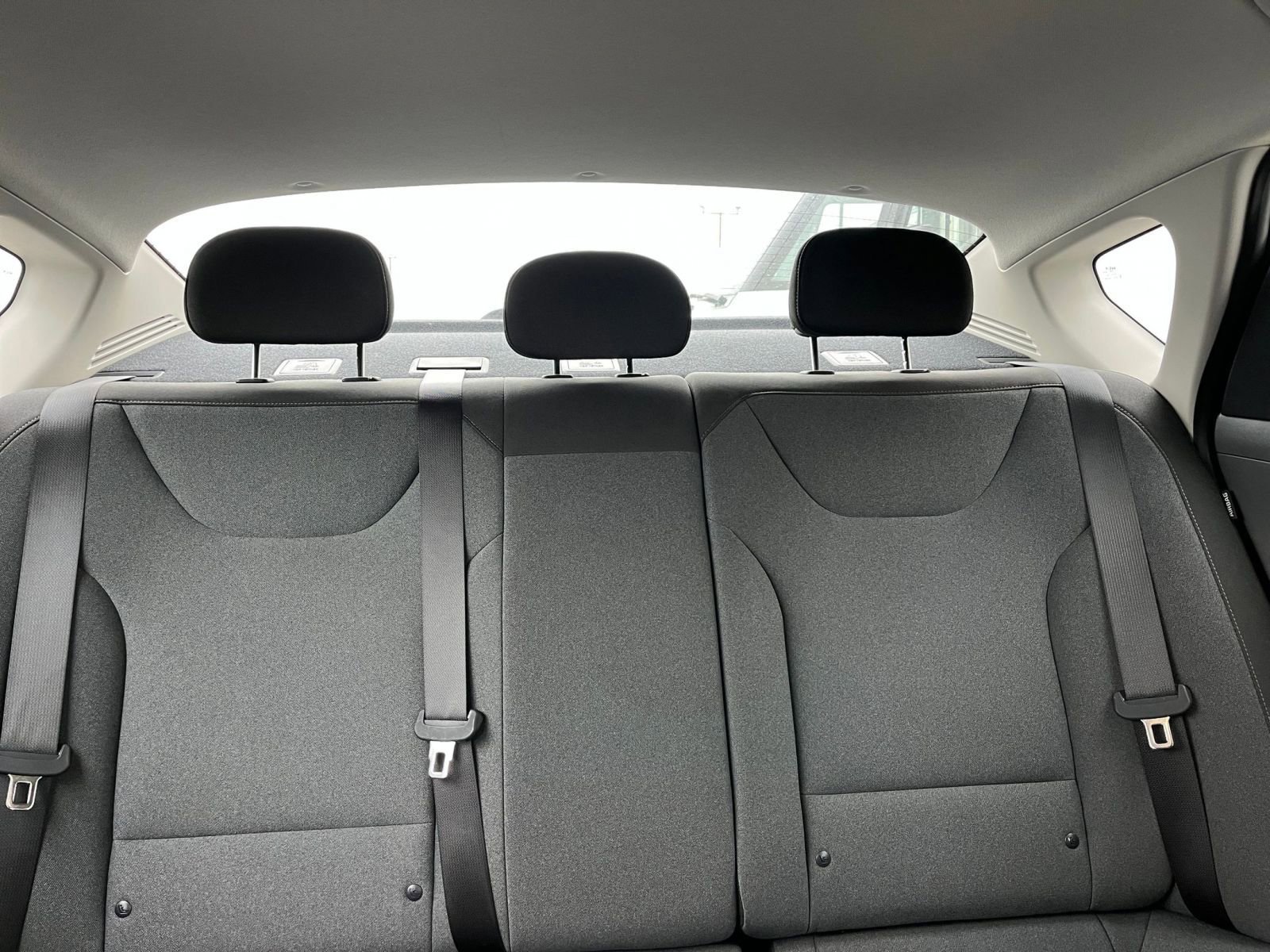 Used 2025 Kia K4 LXS image 37