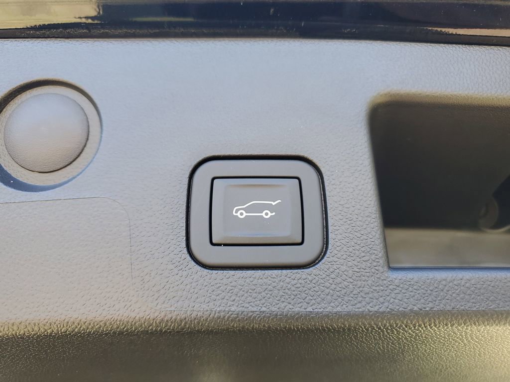 New 2026 Chevrolet Equinox LT image 10