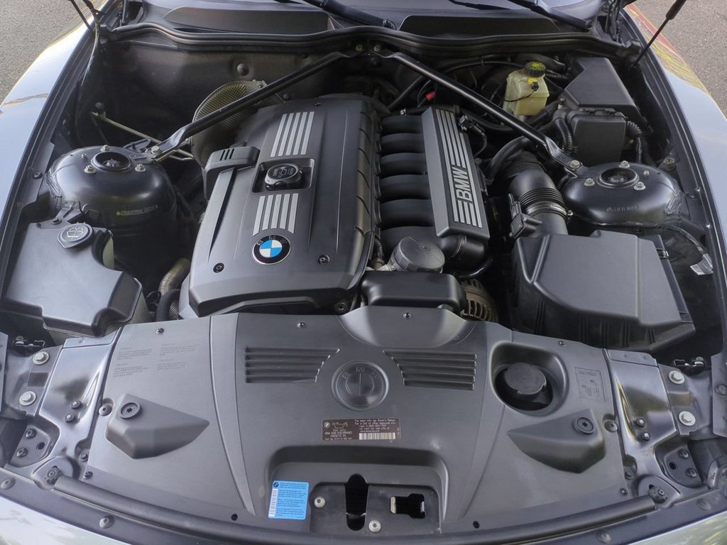 Used 2008 BMW Z4 3.0si RWD image 24