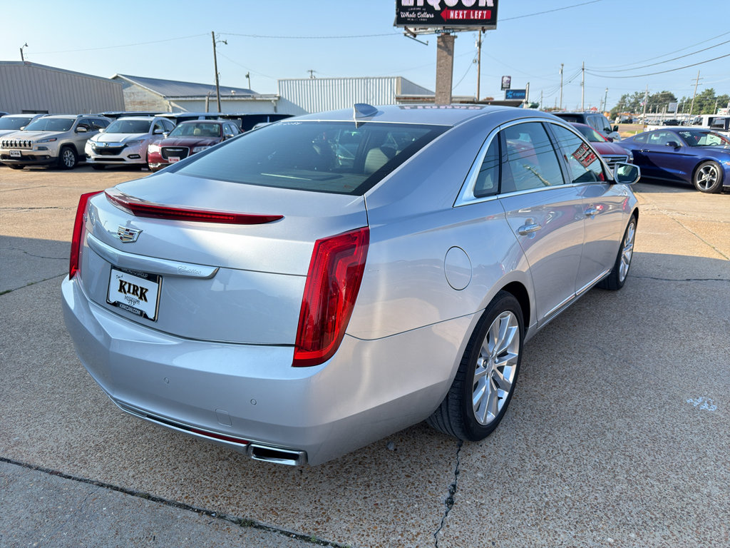 Used 2016 Cadillac XTS Luxury w/ Driver Awareness Package FWD image 5