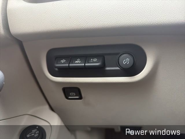 Used 2024 GMC Terrain Denali w/ Denali Premium Package image 41