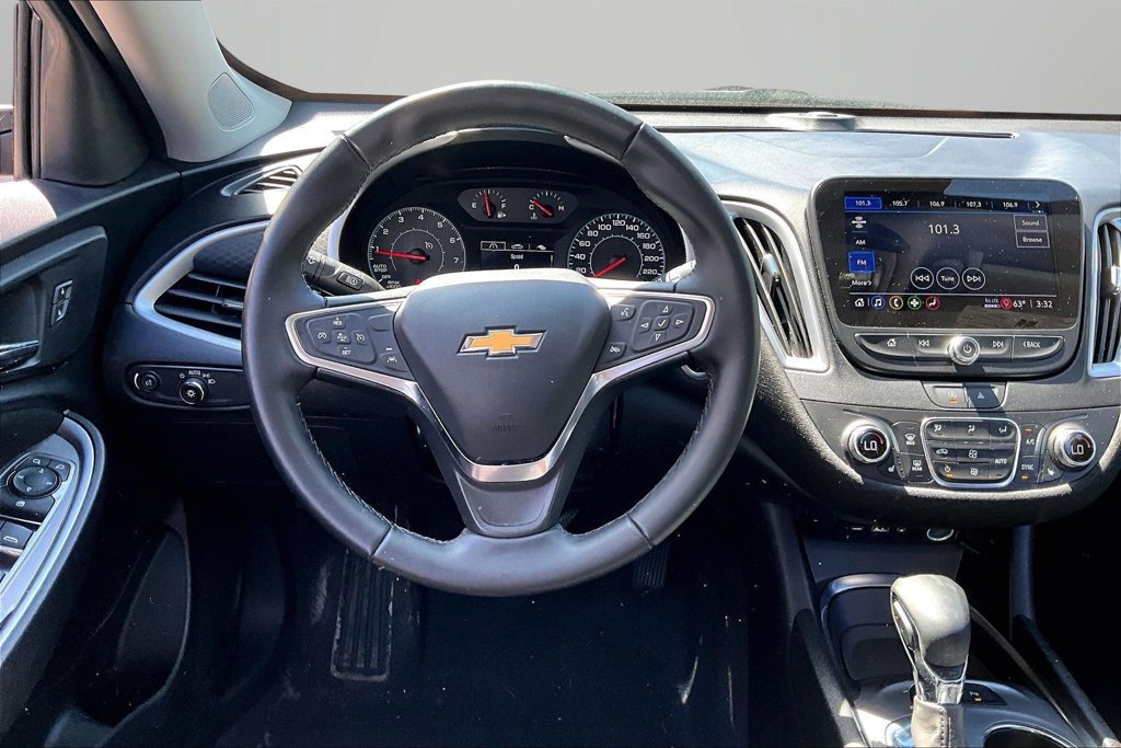 Used 2024 Chevrolet Malibu LT w/ Midnight Edition FWD image 8
