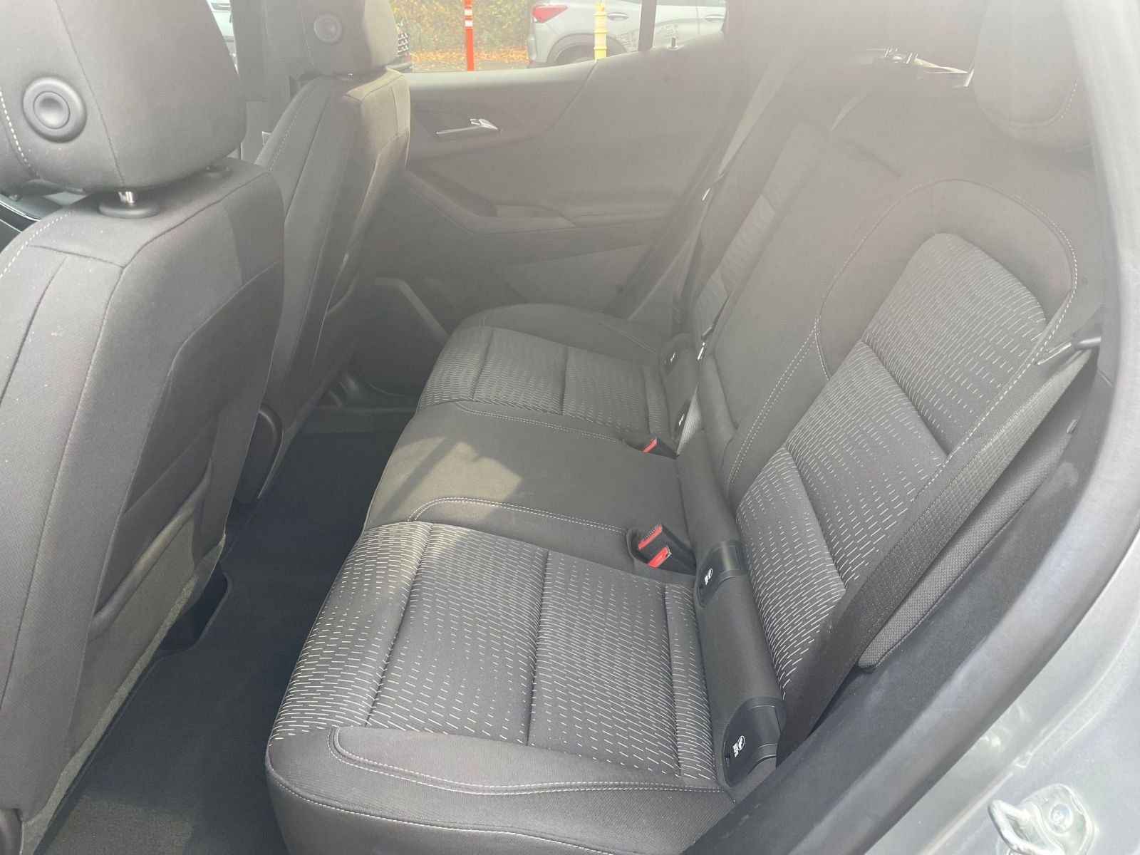 Used 2025 Chevrolet Equinox LT image 22