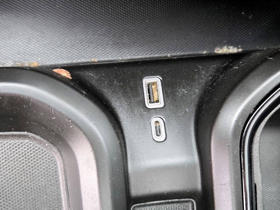 Used 2024 GMC Sierra 2500 AT4 w/ AT4 Premium Plus Package image 29