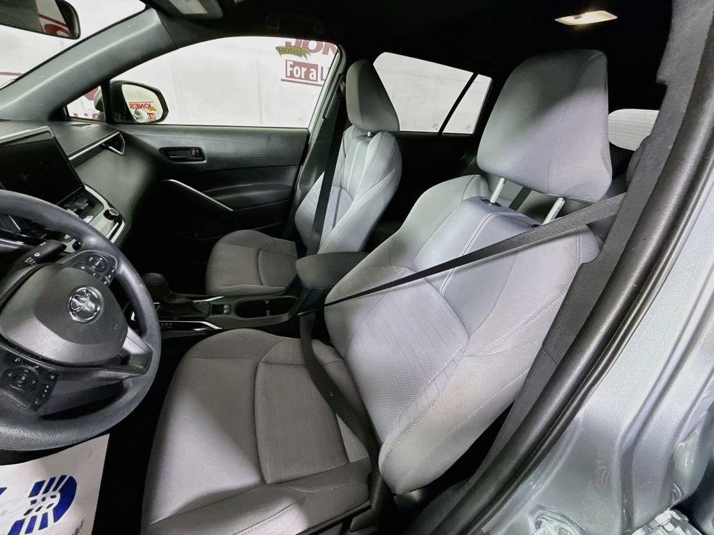 Certified 2023 Toyota Corolla Cross AWD Hybrid image 25