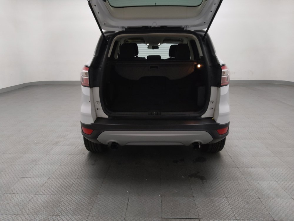 Used 2018 Ford Escape SE FWD image 29