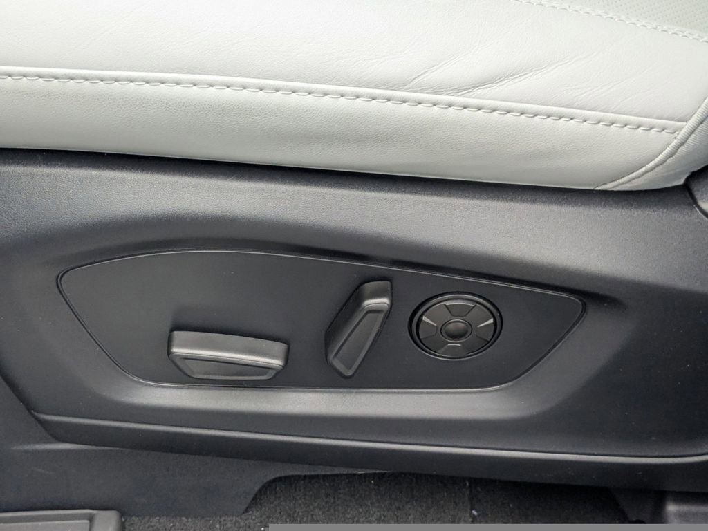 New 2026 Ford Explorer Platinum w/ LUX Leather Package image 20