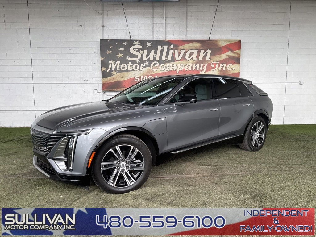 Used 2023 Cadillac Lyriq 2WD image 1
