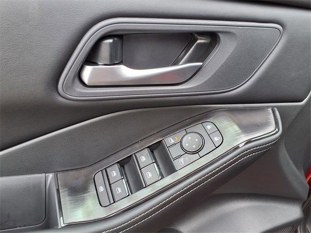 New 2026 Nissan Rogue SV image 13