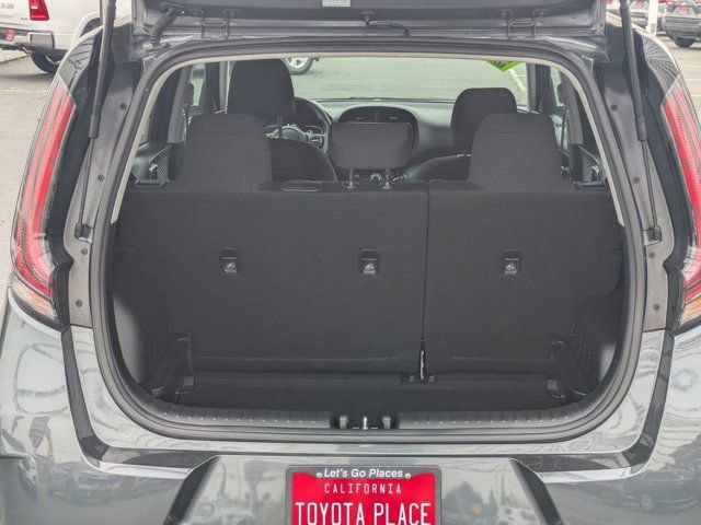 Used 2025 Kia Soul LX w/ LX Technology Package image 10