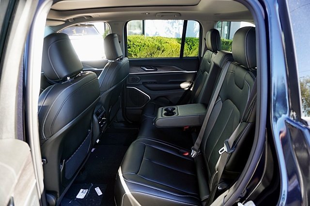 New 2023 Jeep Grand Cherokee Limited 4xe image 20