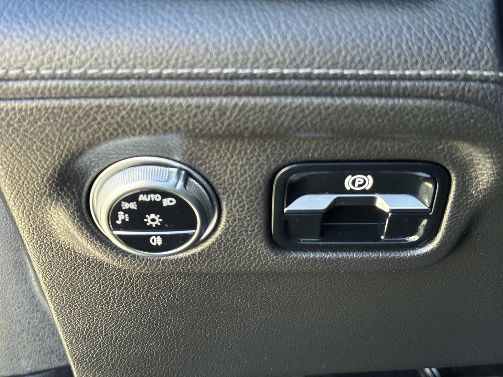 Used 2023 Mercedes-Benz EQS 450+ Sedan image 21