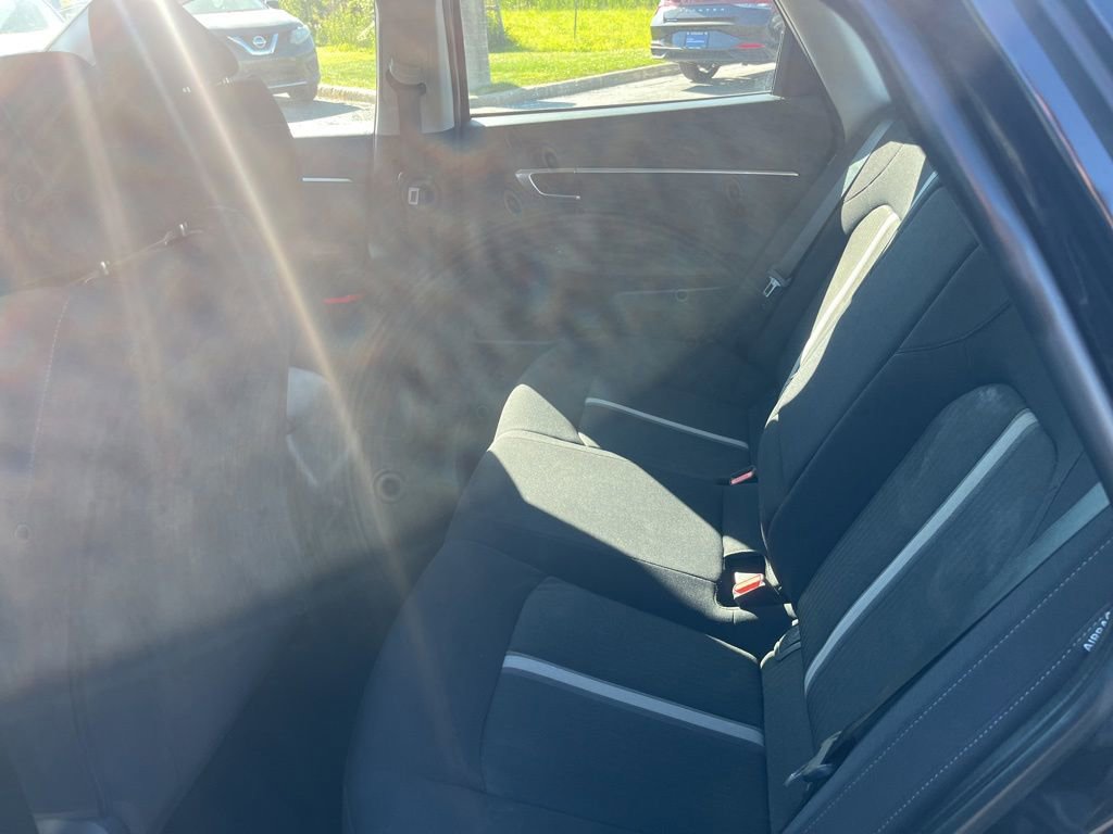 Used 2023 Hyundai Sonata SEL w/ Preferred Accessory Package FWD image 10