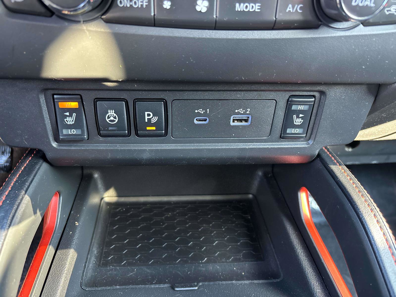 Used 2023 Nissan Frontier PRO-4X w/ Pro Convenience Package AWD/4WD image 19