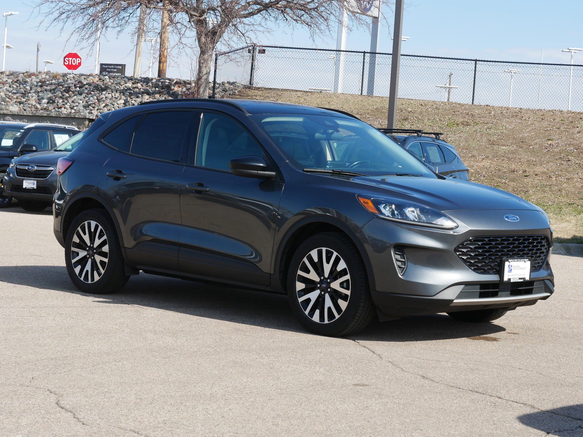 Used 2020 Ford Escape SE Sport image 4