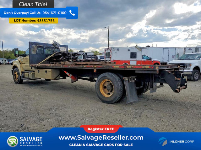 Used 2018 Ford F750 2WD Regular Cab Super Duty image 3