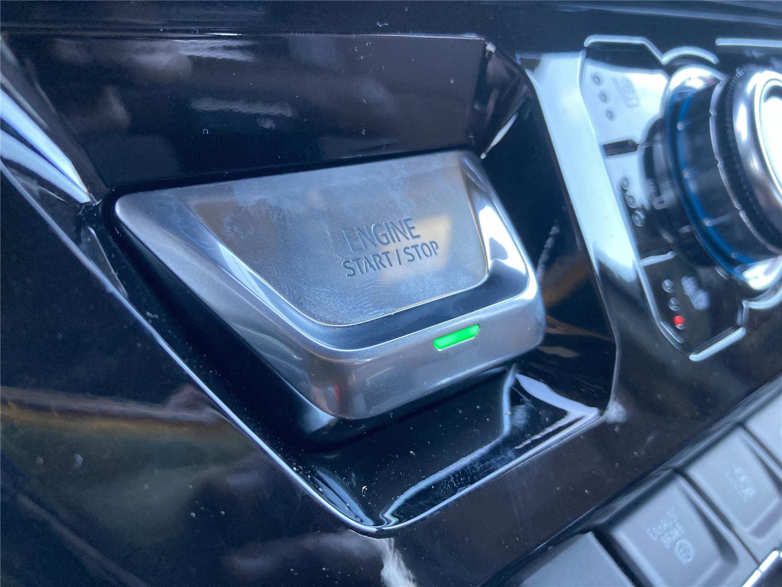 New 2026 GMC Sierra 2500 Denali w/ Denali Reserve Package image 12