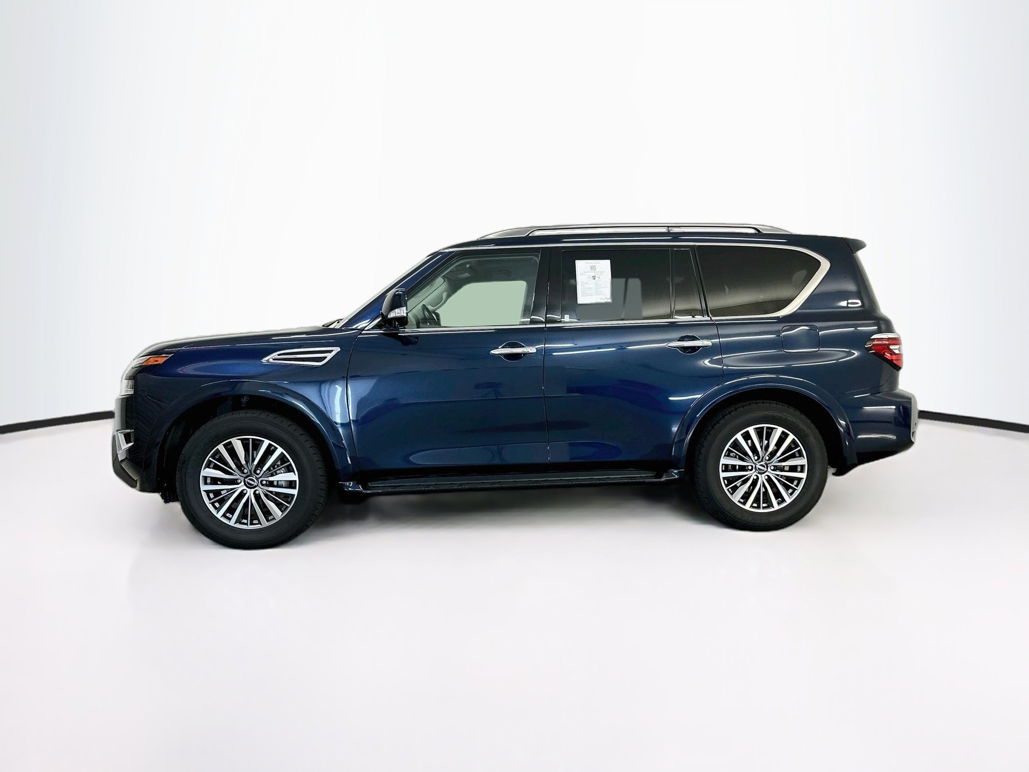 Used 2023 Nissan Armada SL AWD/4WD image 4