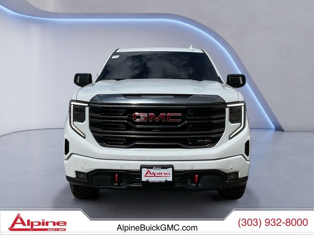 Used 2023 GMC Sierra 1500 AT4 w/ AT4 Premium Package AWD/4WD image 8