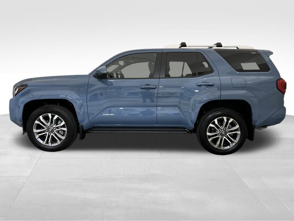 Used 2025 Toyota 4Runner TRD Sport Premium image 2