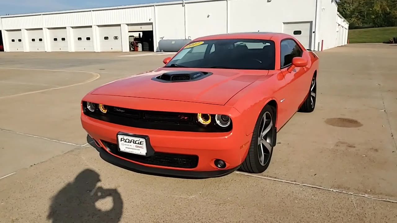 Used 2017 Dodge Challenger R/T Plus RWD image 3
