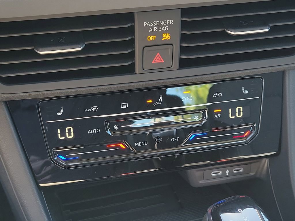 New 2026 Volkswagen Jetta SE image 19