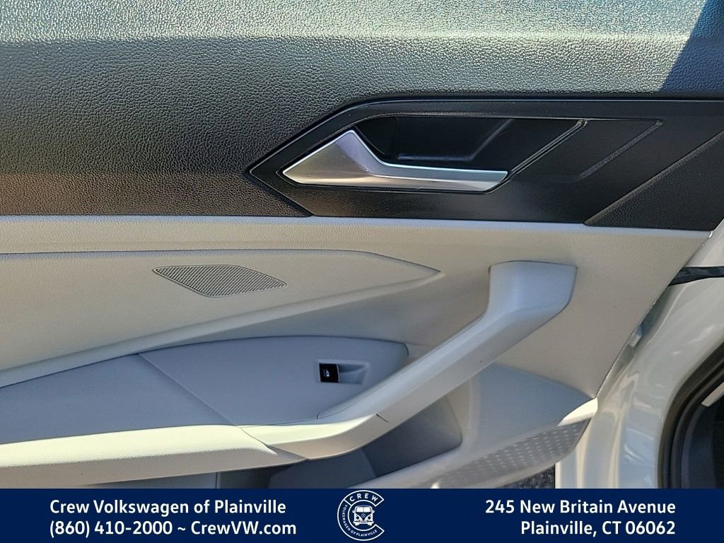 Certified 2024 Volkswagen Jetta SE w/ Panoramic Sunroof Package FWD image 49