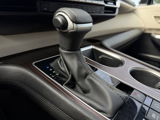Certified 2023 Toyota Sienna XLE FWD image 19