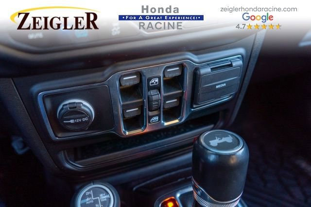 Used 2021 Jeep Wrangler Unlimited Sahara w/ Cold Weather Group image 29