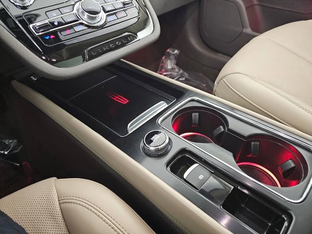 Used 2021 Lincoln Corsair Reserve w/ Equipment Group 201A image 30