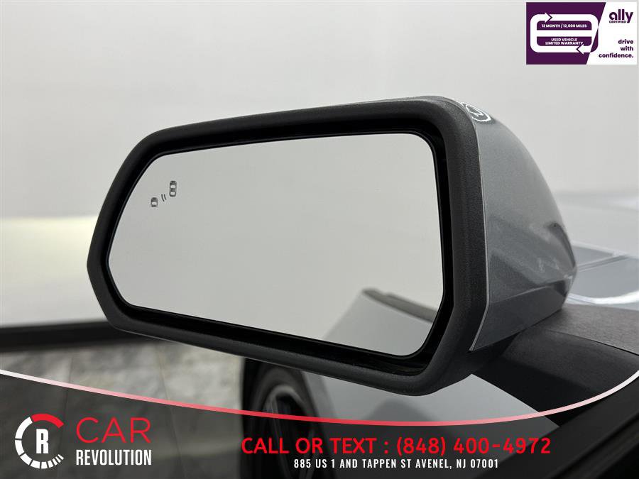 Used 2025 Ford Mustang Premium RWD image 33