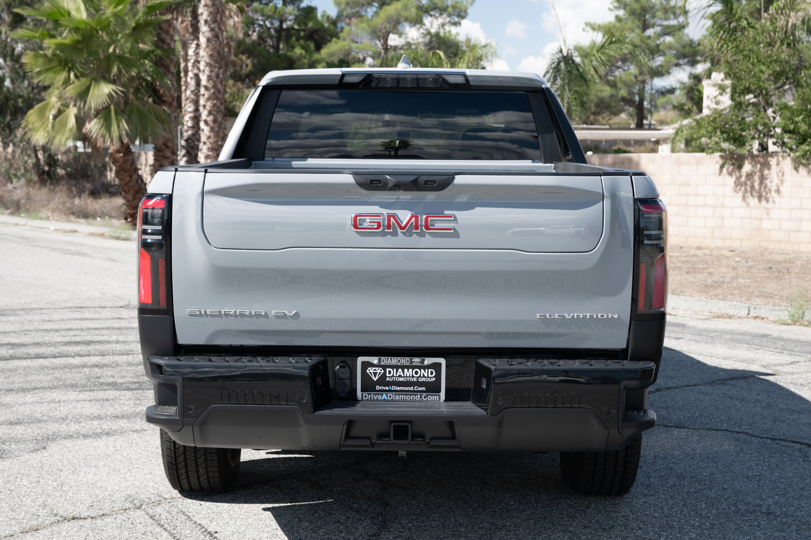 New 2026 GMC Sierra EV Elevation image 5