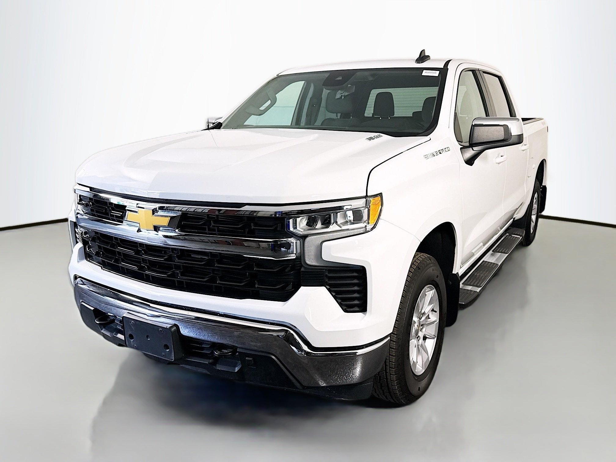 Used 2023 Chevrolet Silverado 1500 LT AWD/4WD image 4