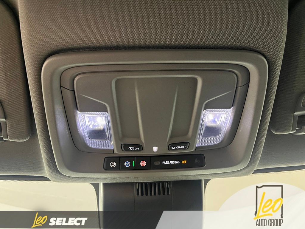 Used 2023 Chevrolet Silverado 1500 LT AWD/4WD image 26