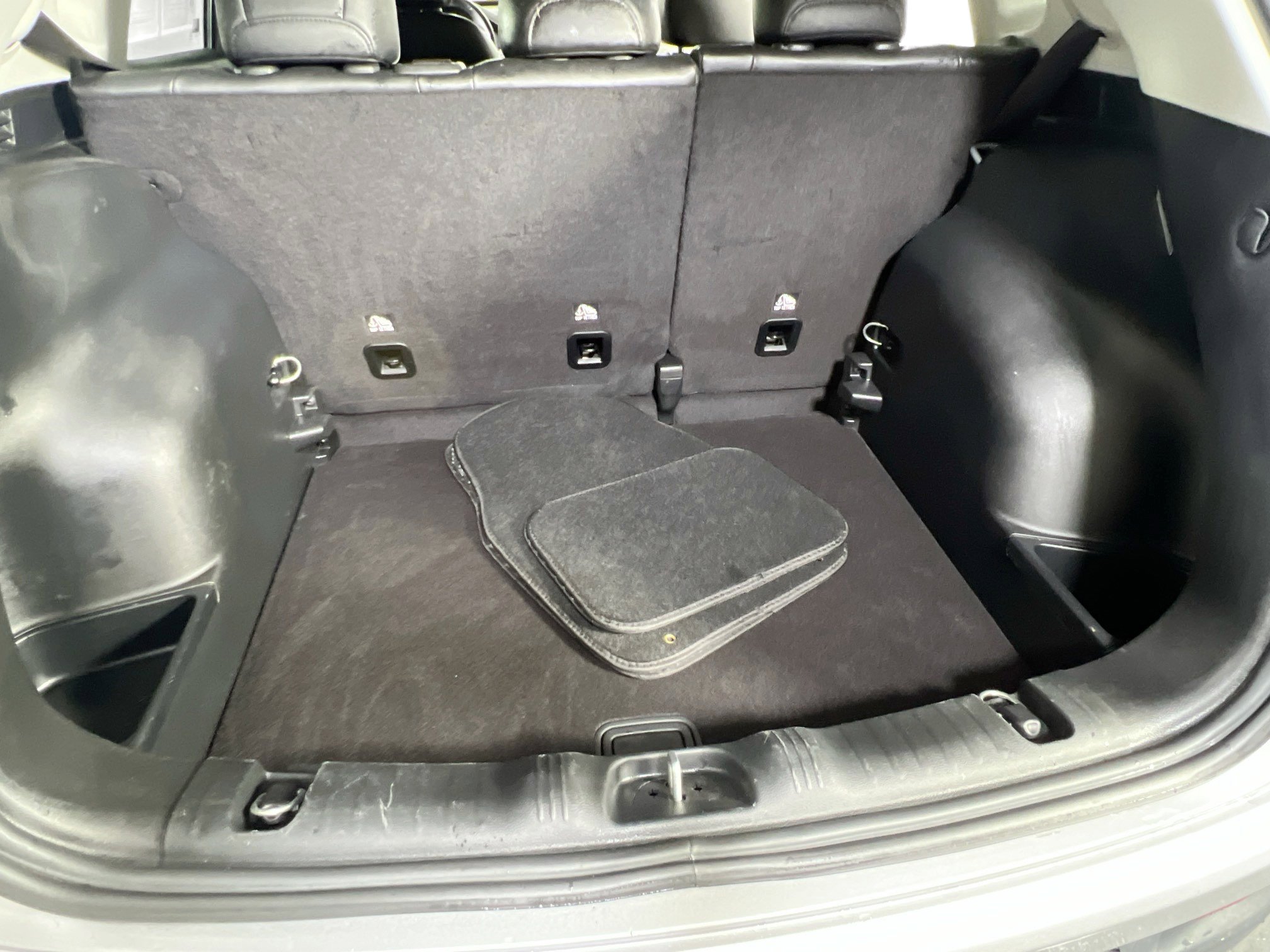 Used 2022 Jeep Compass Latitude AWD/4WD image 23