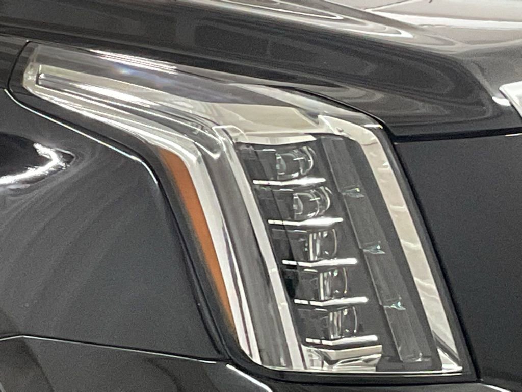 Used 2019 Cadillac Escalade Luxury image 30