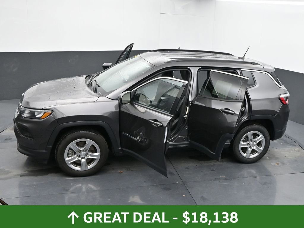 Used 2024 Jeep Compass Latitude image 73