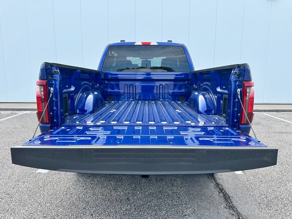 New 2026 Ford F150 XLT w/ XLT Chrome Appearance Package AWD/4WD image 16