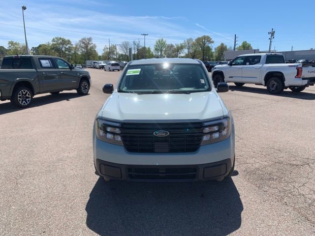 Used 2024 Ford Maverick Lariat w/ Black Appearance Package FWD image 2